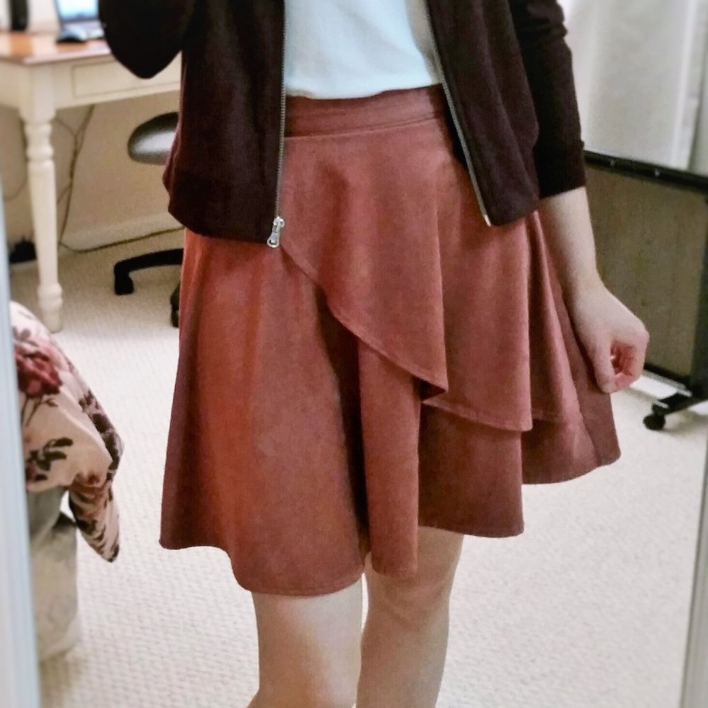 SALE Dusty rose faux suede skater skirt, sz S